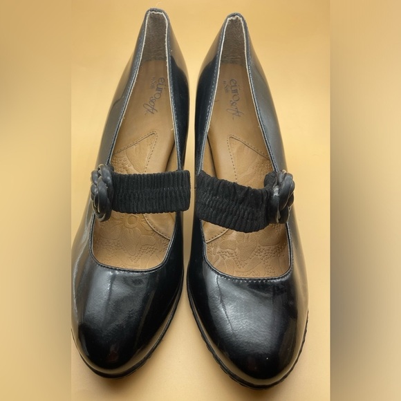 Eurosoft by Sofft Shoes - eurosoft by sofft courtney black patent pump, black patent, size 9.5M, euc